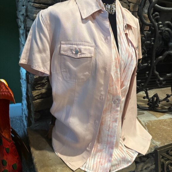 Kate Hill Pink and White Blouse with Elegant Design - Picture 3 of 14